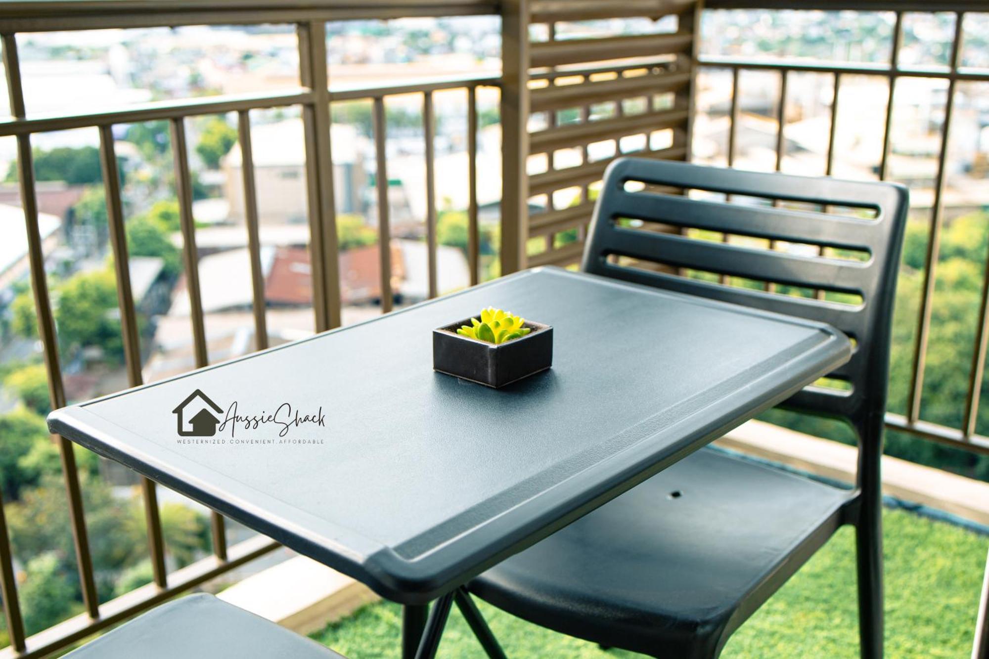 Aussie Shack - 2Br Modern Condo With Skyline View Manila Esterno foto