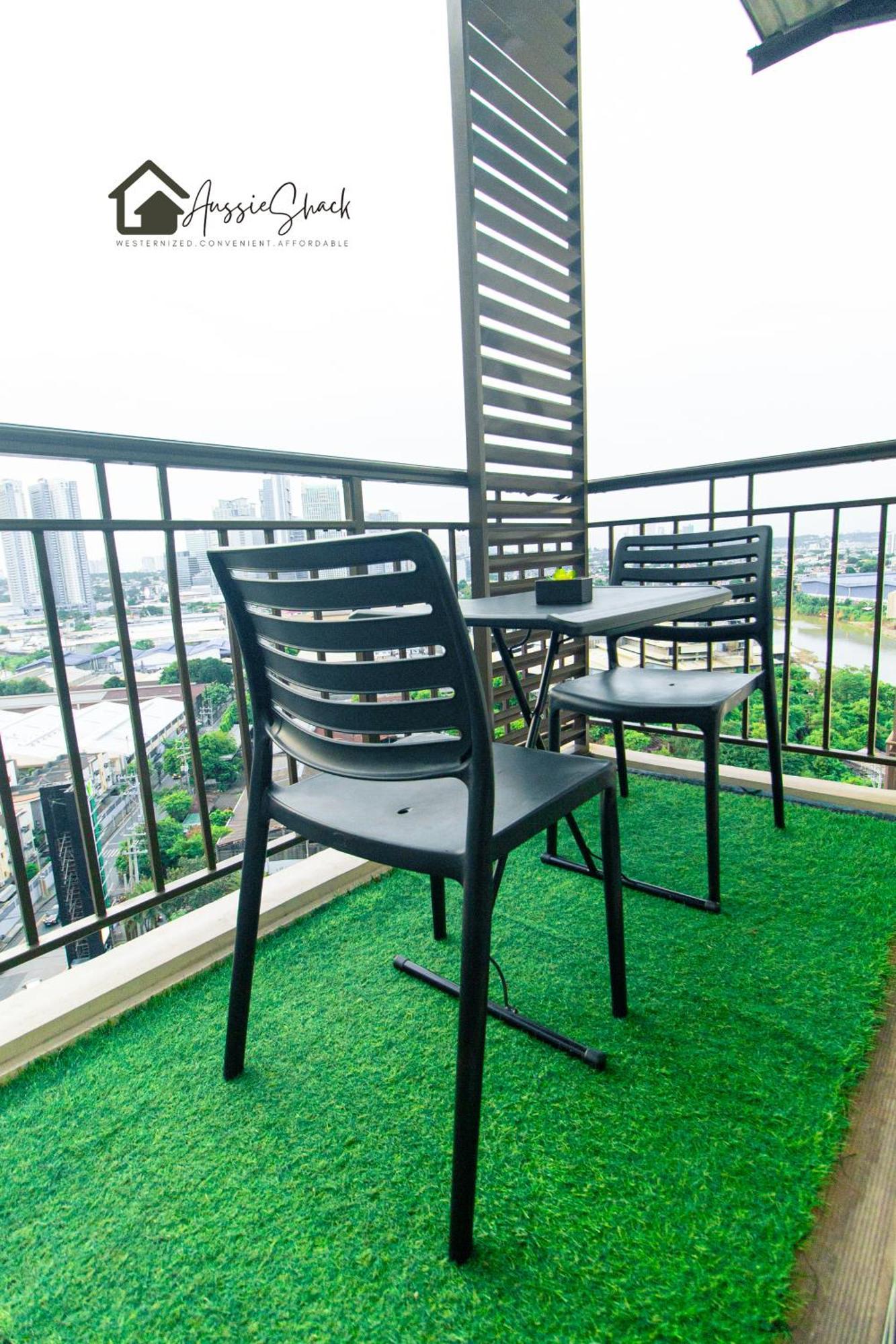 Aussie Shack - 2Br Modern Condo With Skyline View Manila Esterno foto