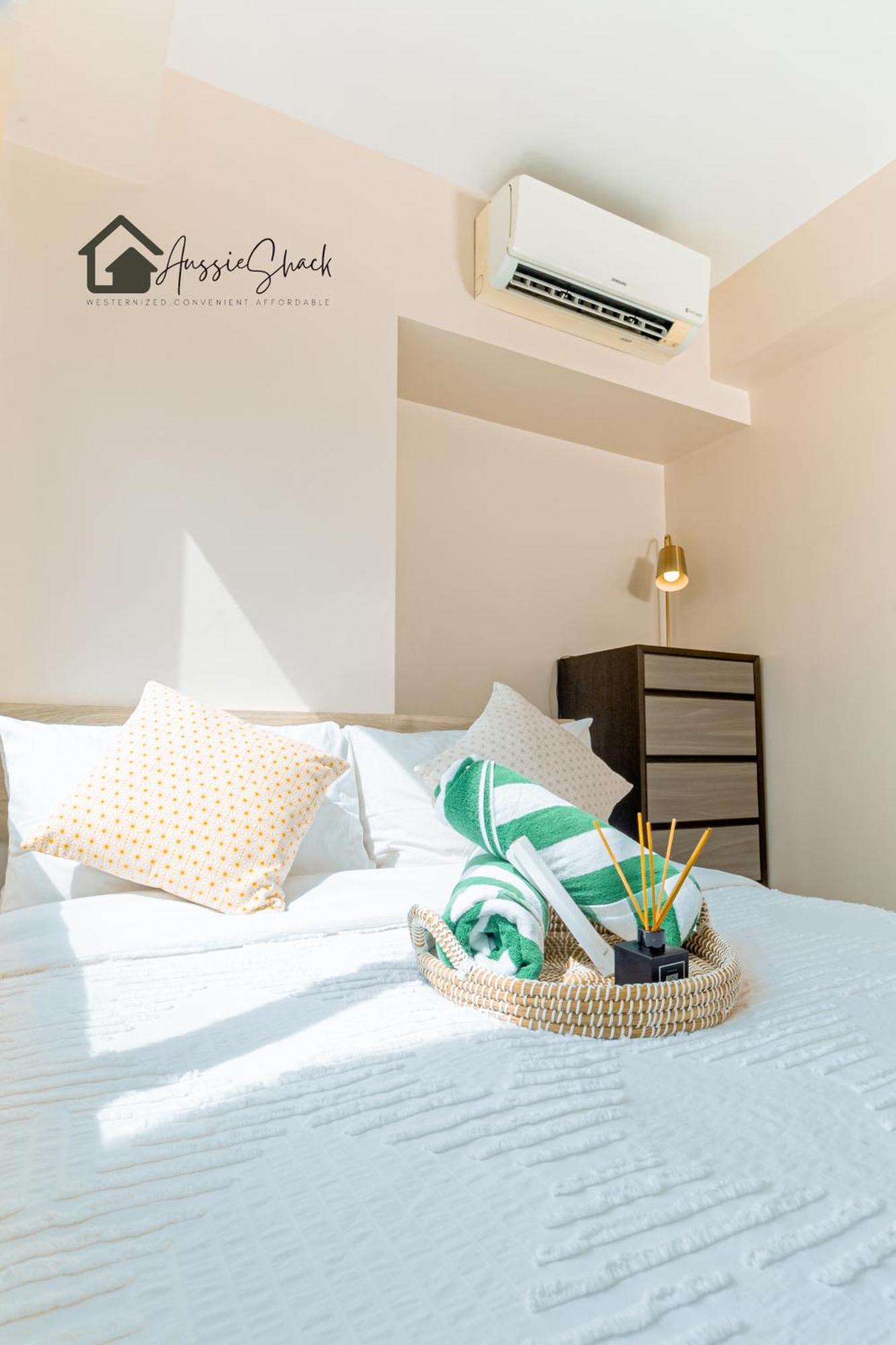 Aussie Shack - 2Br Modern Condo With Skyline View Manila Esterno foto